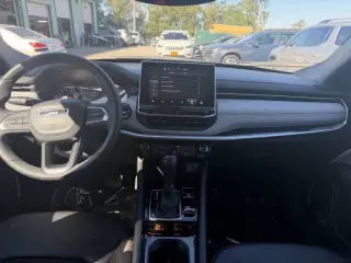 Jeep Compass 2024