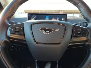 Ford Mustang Mach-E 2024 AWD Premium 4dr SUV