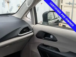 Chrysler Pacifica 2023 Touring L 4dr Mini-Van