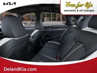 Kia K5 2025 GT-Line 4dr Sedán