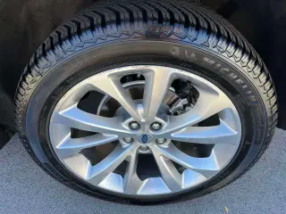 Ford Explorer 2022 AWD Platinum 4dr SUV