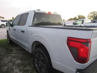 Ford F-150 2024 4x2 STX 4p SuperCrew 5.5 ft. CB