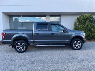 Ford F-150 2020 4x4 XL 4p SuperCrew 5.5 ft. SB