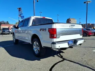 Ford F-150 2018 4x4 Platinum 4dr SuperCrew 5.5 ft. SB