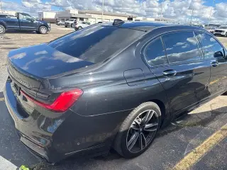 Serie 7 BMW 2022 AWD 750i xDrive 4p Sedán