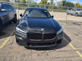 Serie 7 BMW 2022 AWD 750i xDrive 4p Sedán
