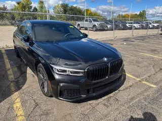 Serie 7 BMW 2022 AWD 750i xDrive 4p Sedán
