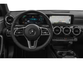 Clase A Mercedes-Benz 2020 AWD A 220 4MATIC 4p Sedan