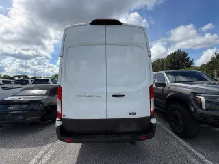 Ford Transit 2023 350 3dr LWB Tech Roof Extendida Camioneta de Carga