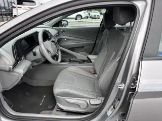 Hyundai ELANTRA 2025 SEL Sport 4dr Sedan
