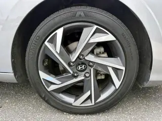 Hyundai ELANTRA 2025 SEL Sport 4dr Sedan