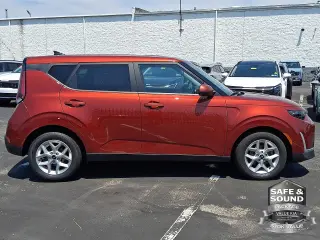 Kia Soul 2023 LX 4dr Crossover