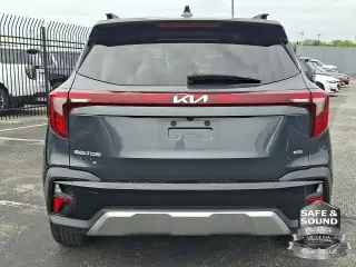 Kia Seltos 2024 AWD S 4p SUV