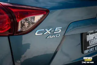 Mazda CX-5 2016 AWD Touring 4p SUV (lanzamiento a mitad de año)