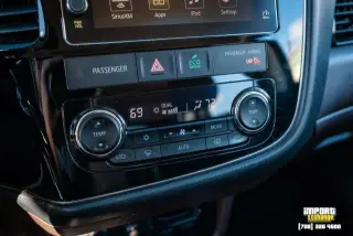 Mitsubishi Outlander PHEV 2018 AWD SEL 4dr SUV