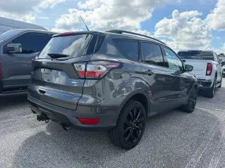 Ford Escape 2017 AWD Titanium 4p SUV