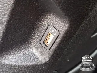 Kia Carnival 2023 LX 4dr Mini-Van