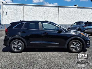 Kia Niro 2022 LXS 4dr Crossover