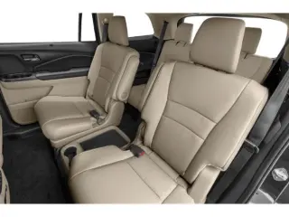 Honda Pilot 2022 4x4 Touring 4p SUV con sillas de capitán traseras