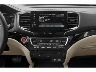Honda Pilot 2022 4x4 Touring 4p SUV con sillas de capitán traseras