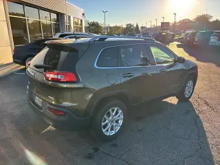 Jeep Cherokee 2015 4x4 Latitude SUV 4p