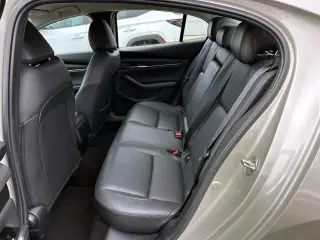 Mazda Mazda3 Sedán 2024 2.5 S Select Sport 4p Sedán