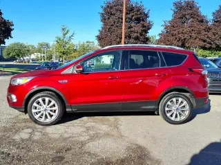 Ford Escape 2018 4x4 Titanium 4p SUV