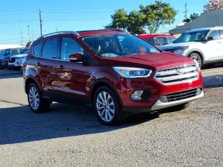 Ford Escape 2018 4x4 Titanium 4p SUV