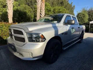 Ram 1500 2018 4x2 Express 4p Cab Camión 5.5 ft. SB Pickup