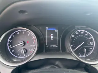 Toyota Camry 2023 SE 4dr Sedán