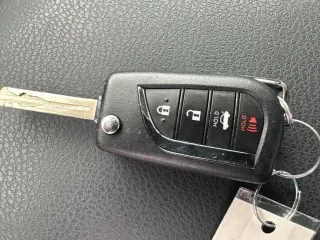 Toyota Camry 2023 SE 4dr Sedán