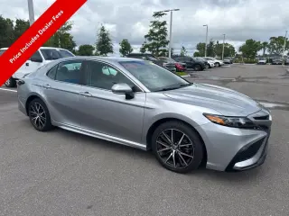 Toyota Camry 2023 SE 4dr Sedán