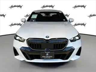 Serie 5 BMW 2024 AWD 530i xDrive Sedan 4p