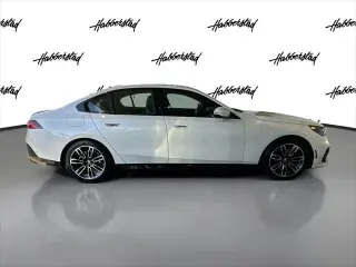 Serie 5 BMW 2024 AWD 530i xDrive Sedan 4p