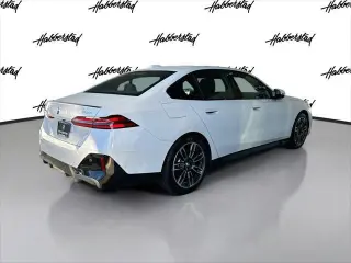 Serie 5 BMW 2024 AWD 530i xDrive Sedan 4p