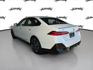 Serie 5 BMW 2024 AWD 530i xDrive Sedan 4p
