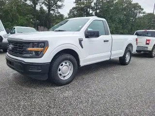 Ford F-150 2024 4x2 XL 2dr Cabina Regular 8 pies LB