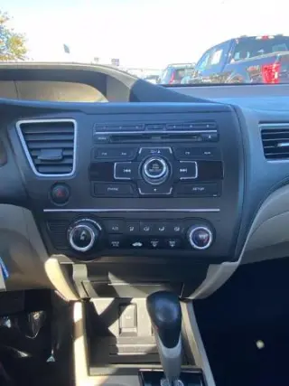 Honda Civic 2015 LX 4dr Sedán CVT