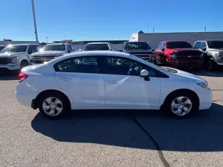 Honda Civic 2015 LX 4dr Sedán CVT