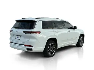 Jeep Grand Cherokee L 2022 4x2 Overland 4p SUV