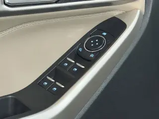 Ford Explorer 2024 AWD XLT 4p SUV