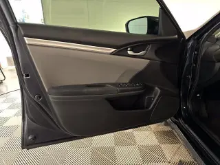 Honda Civic 2018 LX 4dr Sedan CVT