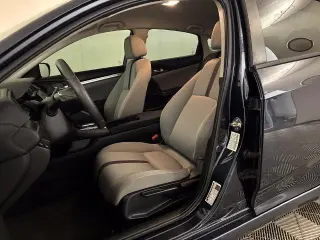 Honda Civic 2018 LX 4dr Sedan CVT