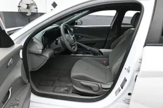 Hyundai ELANTRA 2024 SEL Sedán de 4 puertas