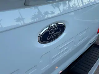 Ford F-150 2022 4x4 Lariat 4p SuperCrew 5.5 ft. SB