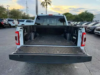 Ford F-150 2022 4x4 Lariat 4p SuperCrew 5.5 ft. SB