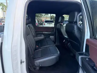 Ford F-150 2022 4x4 Lariat 4p SuperCrew 5.5 ft. SB