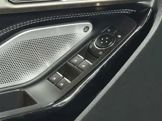 Ford Explorer 2023 AWD ST 4p SUV