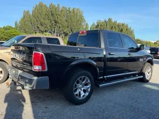 Ram 1500 2016 4x4 Laramie Limited 4p Puerta Cabina de Tripulación 5.5 pies CA Pickup