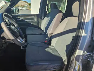 Ram 1500 Clásico 2024 4x4 SLT 4p Cabina de Tripulante 5.5 ft. SB Pickup